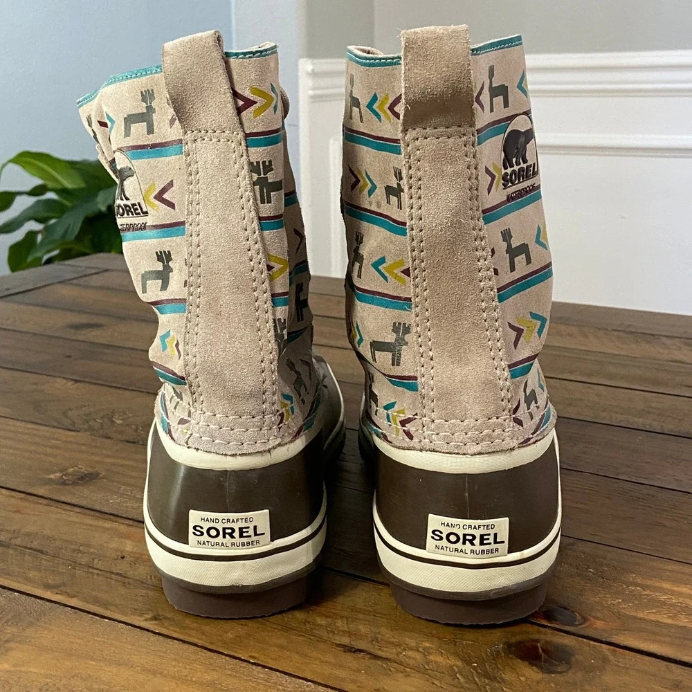 Sorel Winter Carnival limited edition Waterproof Boots Moose Print Tan Womens 10